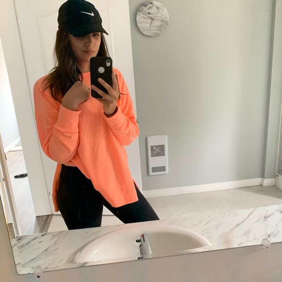 Meet your Posher, Shanon - Picture 1 of 1